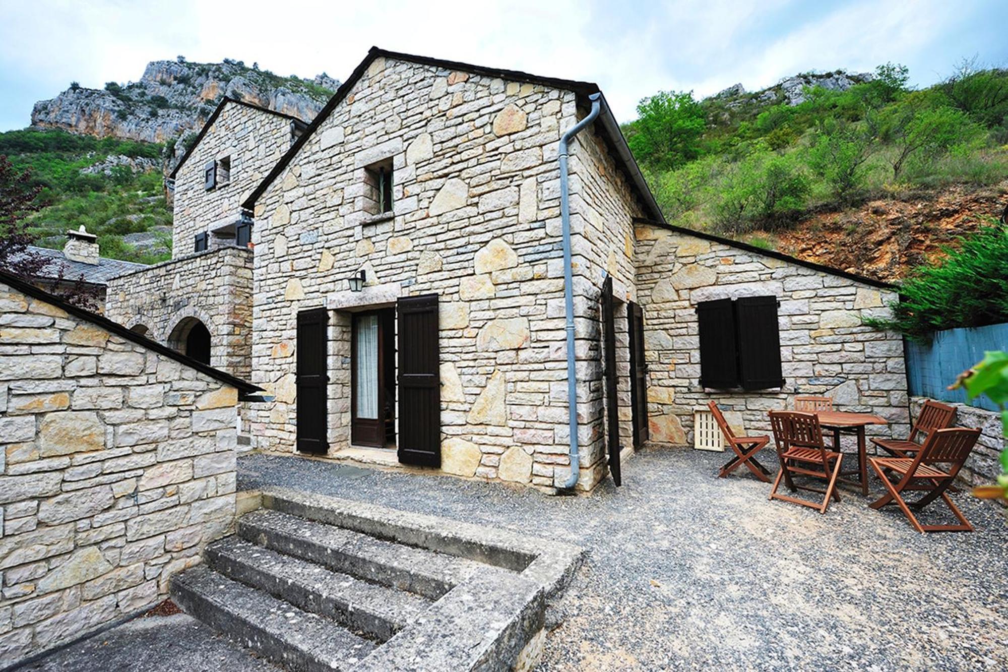 Hôtel des Bateliers La Malène Exterior foto